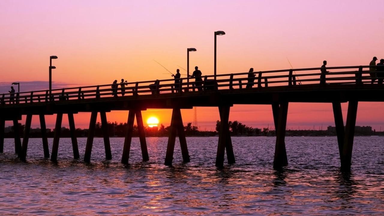 Anchorage 2nd Floor 2 Bedroom Facing Intracoastal Waters 0884 Holiday home