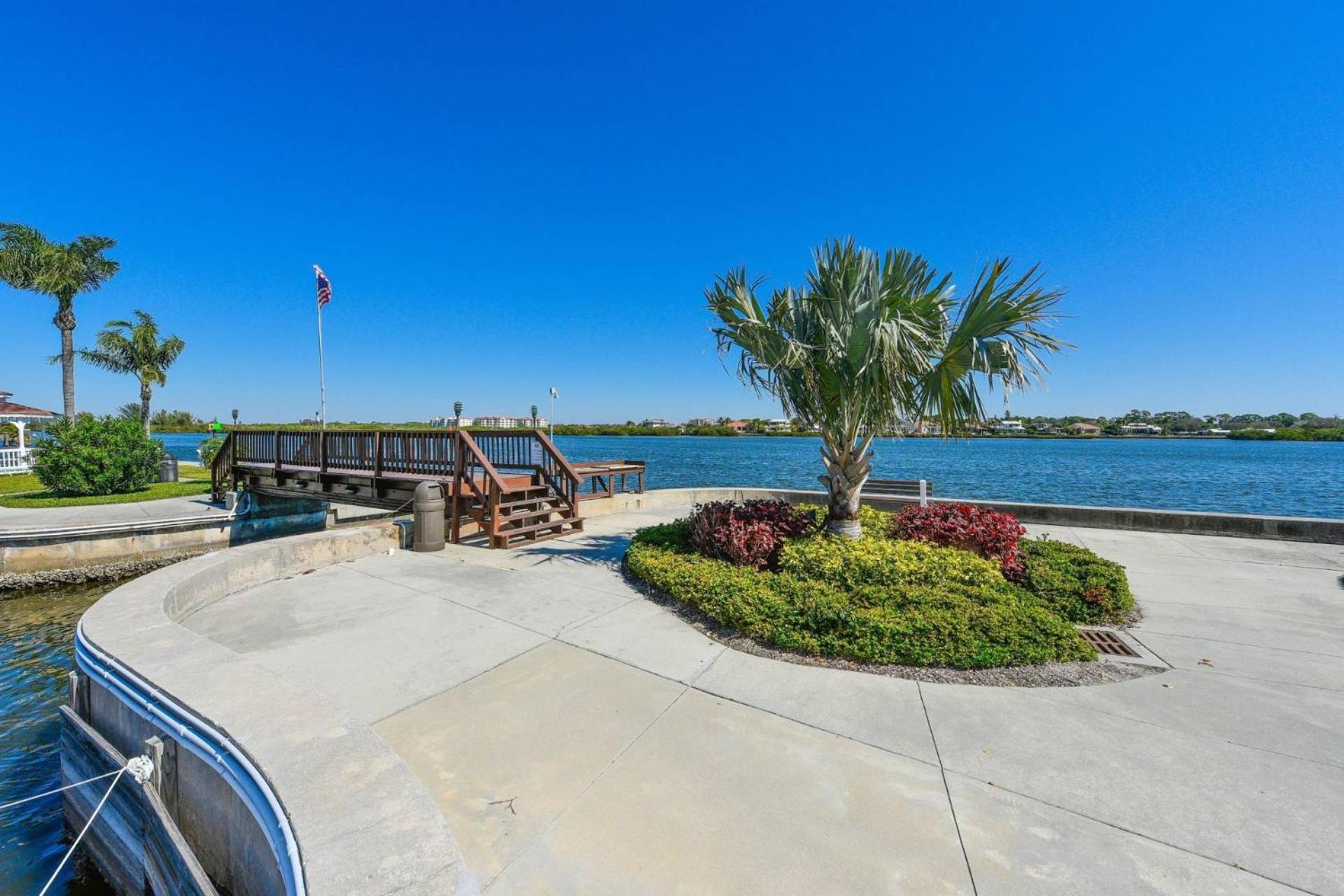 Harbor Towers Ocean View Escape Holiday home