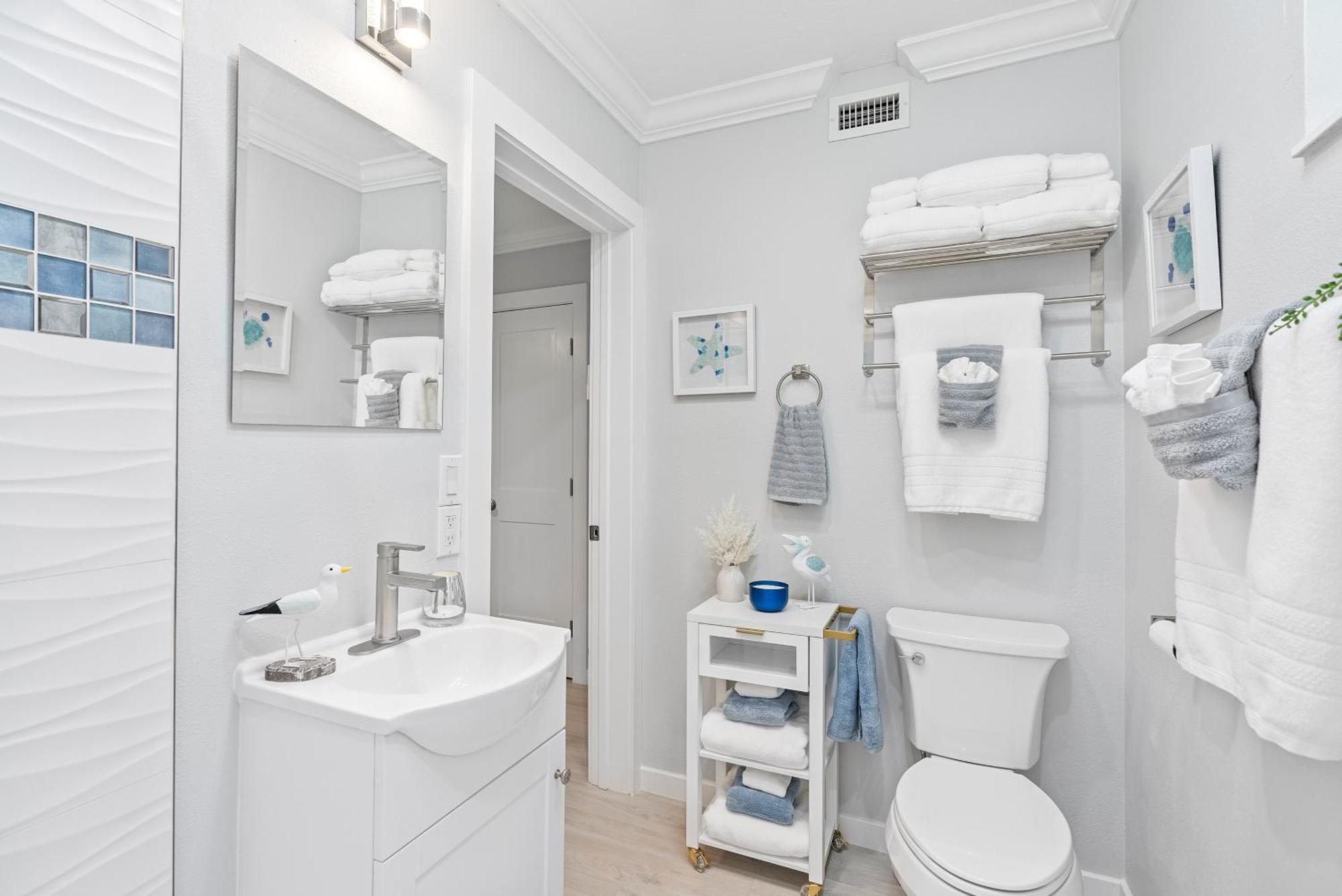 Exclusive Oasis, Private Pool, Village And Walkable * Siesta Key