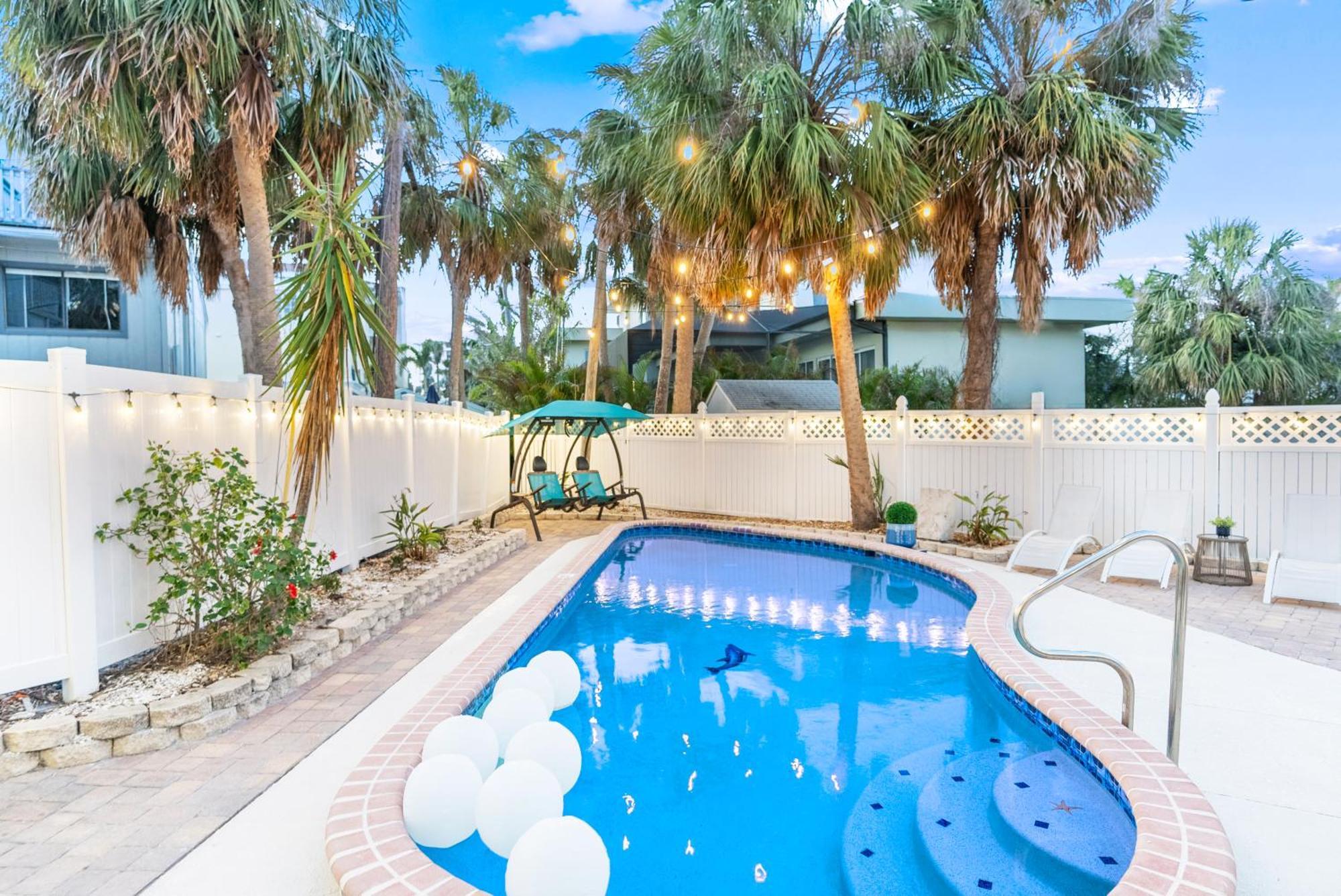 Holiday home Exclusive Oasis, Private Pool, Village And Walkable Siesta Key