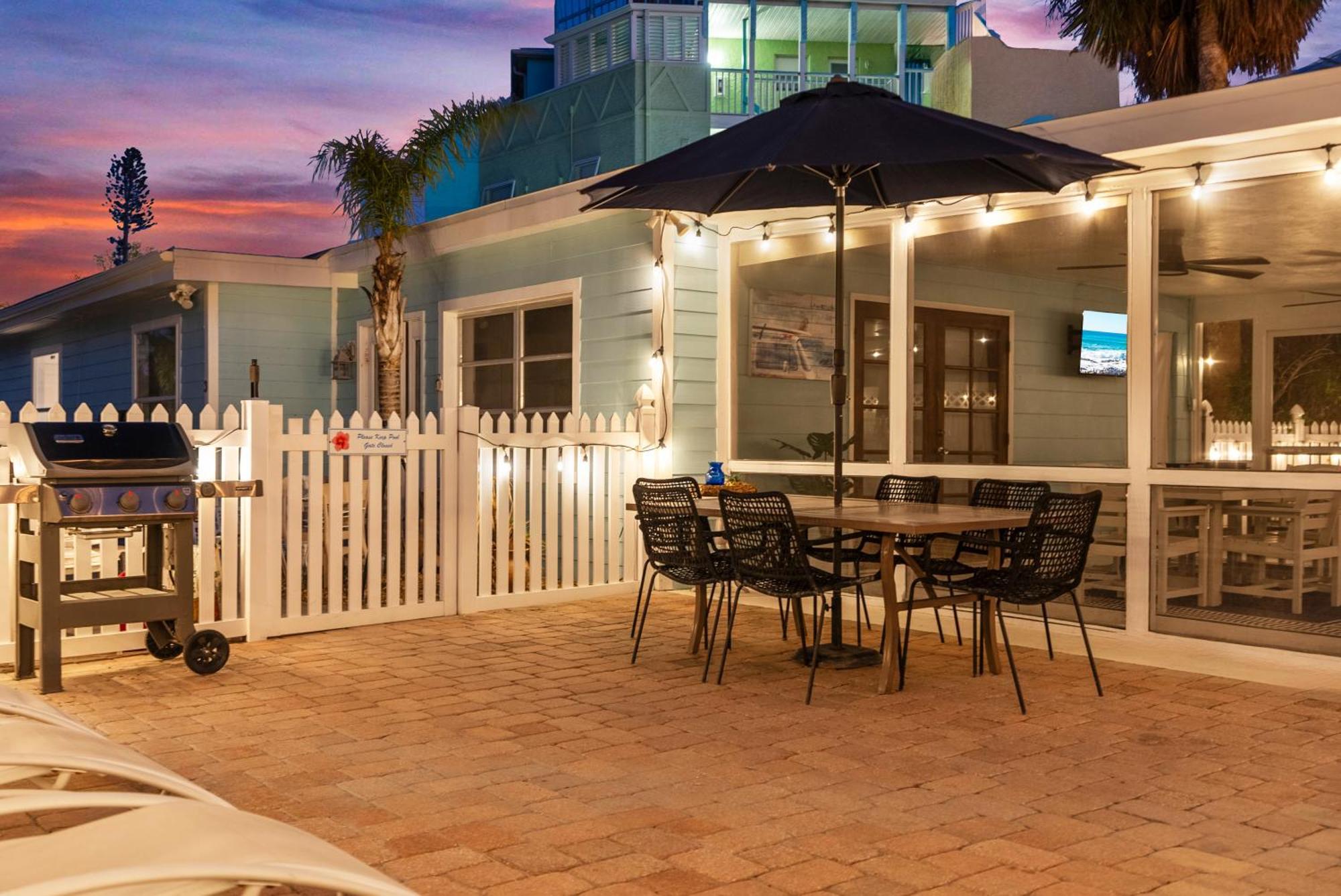 Exclusive Oasis, Private Pool, Village And Walkable *