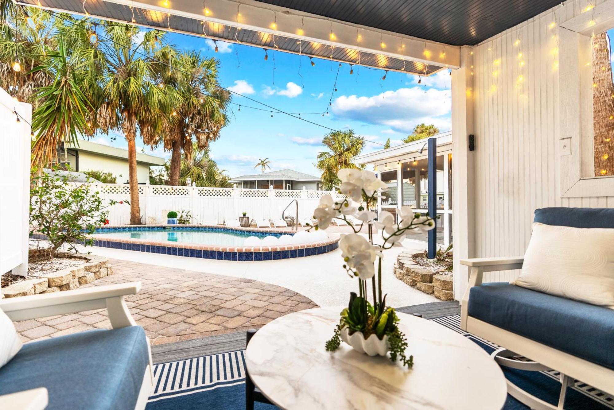 Exclusive Home, Private Pool, Village And Walkable Siesta Key