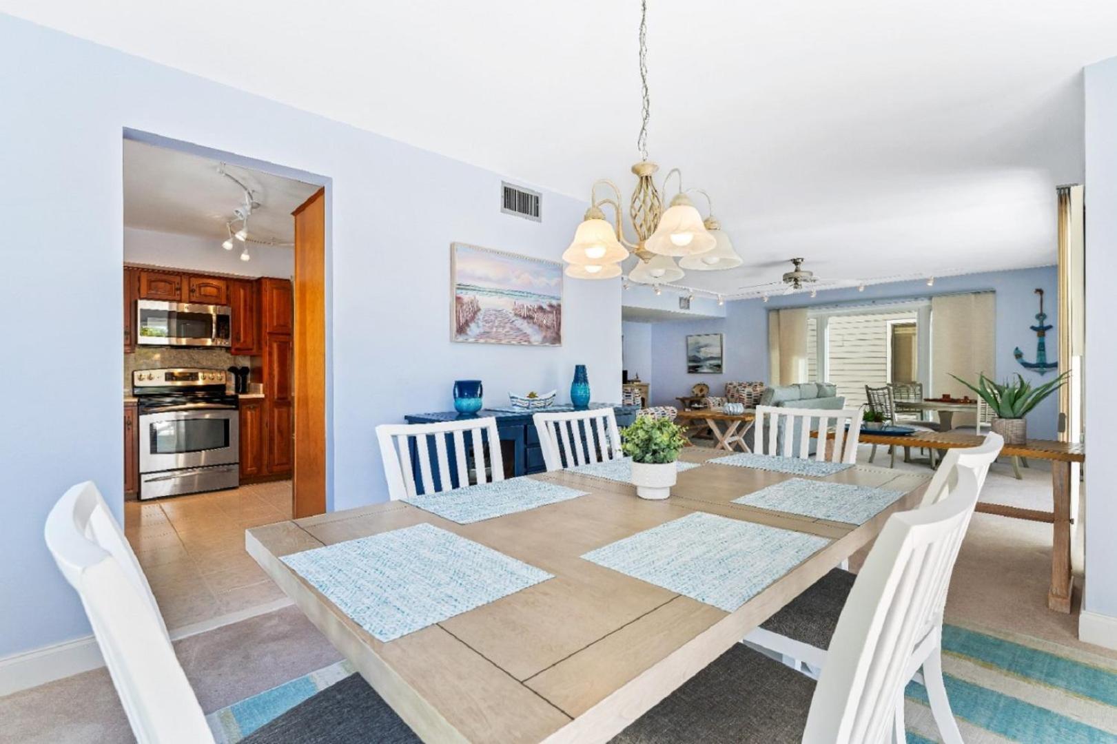 Coastal Surfside - 298 Apartment *