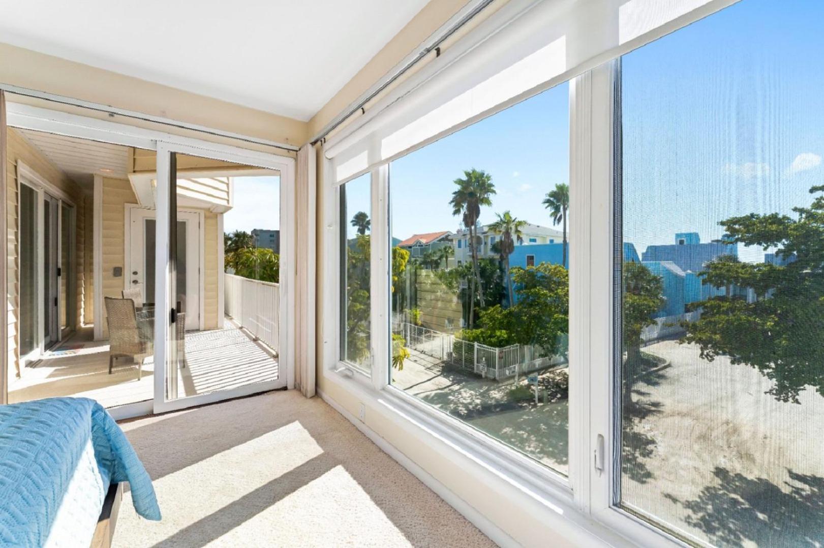 Apartment Coastal Surfside - 298 *