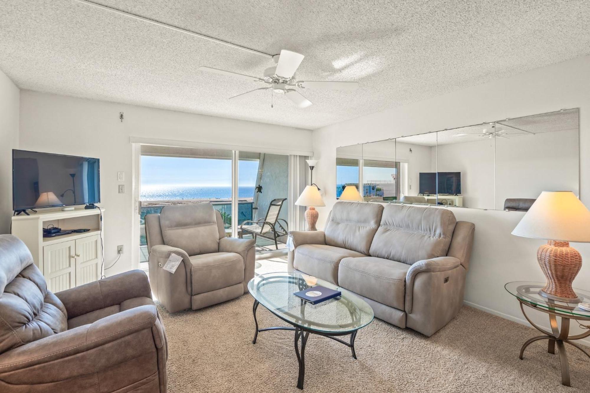 Tivoli By The Sea Apartment