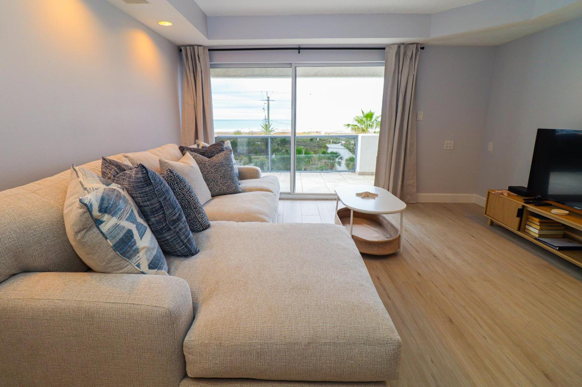 Apartment Tivoli By The Sea *