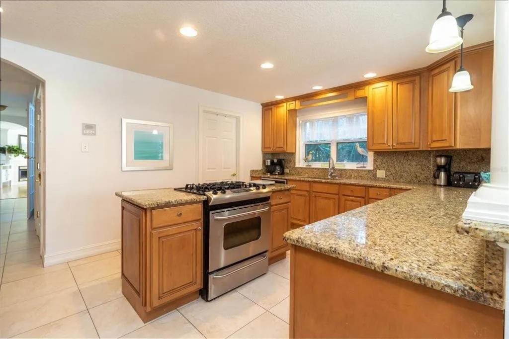 Cinco Siesta By Beachside Management Holiday home Siesta Key