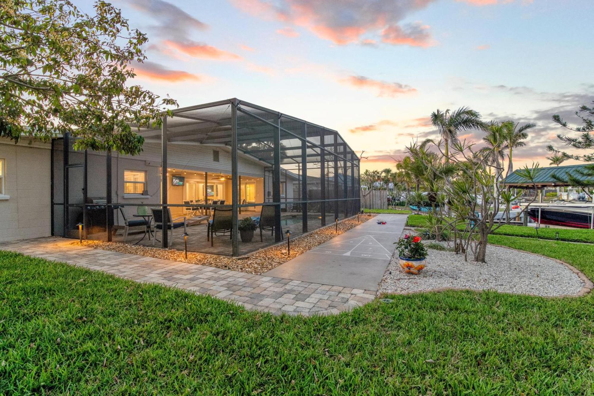 Waters Edge - 5049 Holiday home