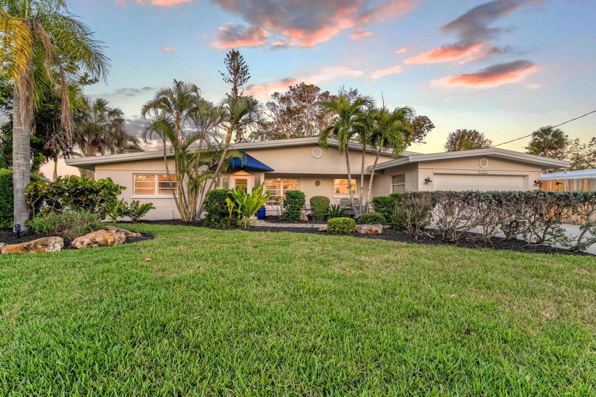 Holiday home Waters Edge - 5049 Siesta Key