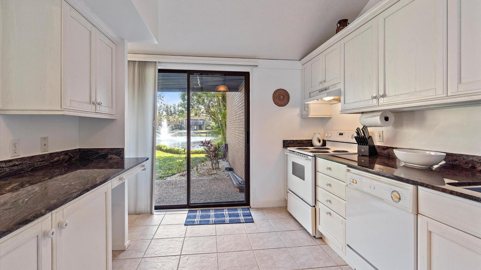 Sandy Cove Oasis Holiday home *