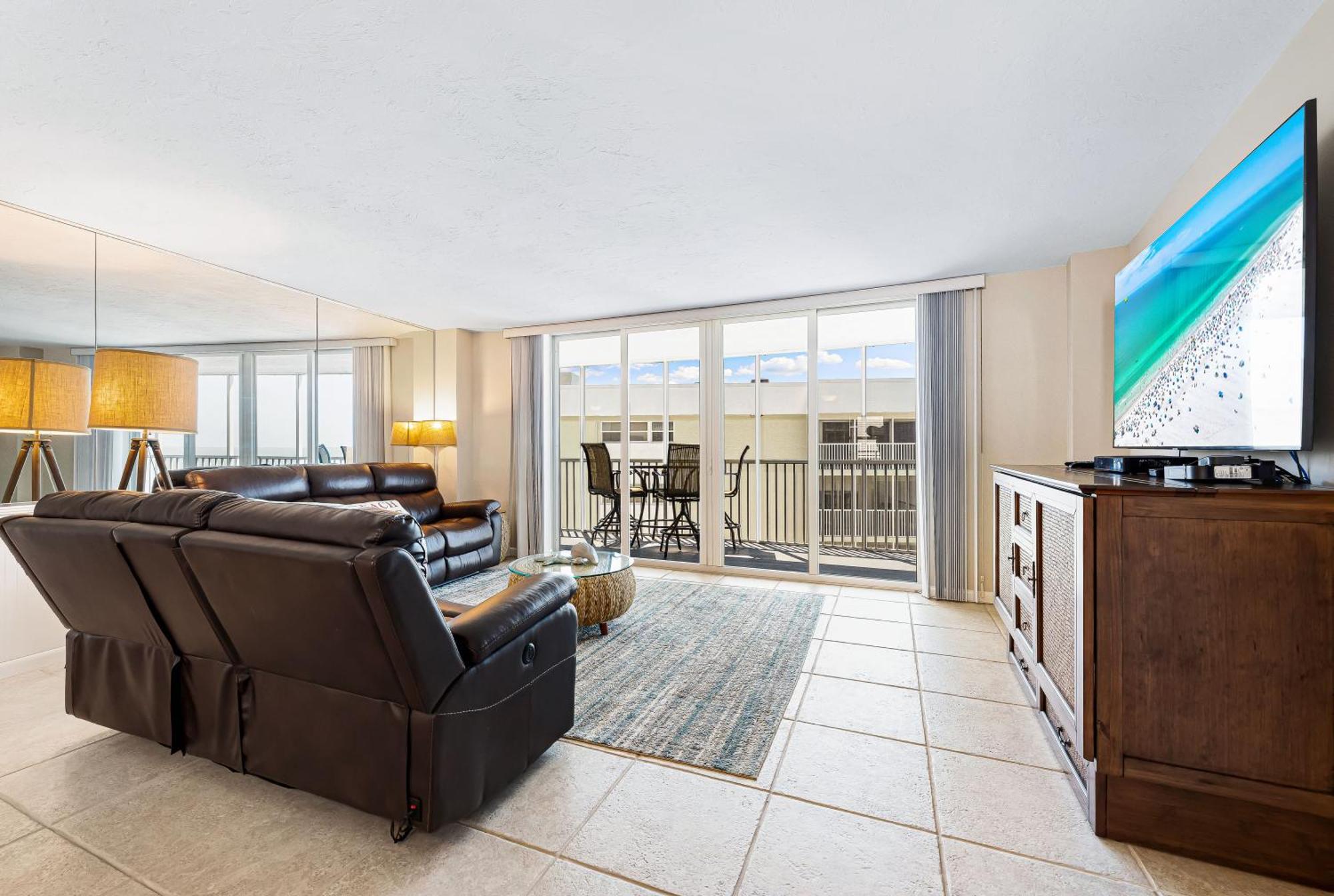 Apartment Crystal Sands - 701 *