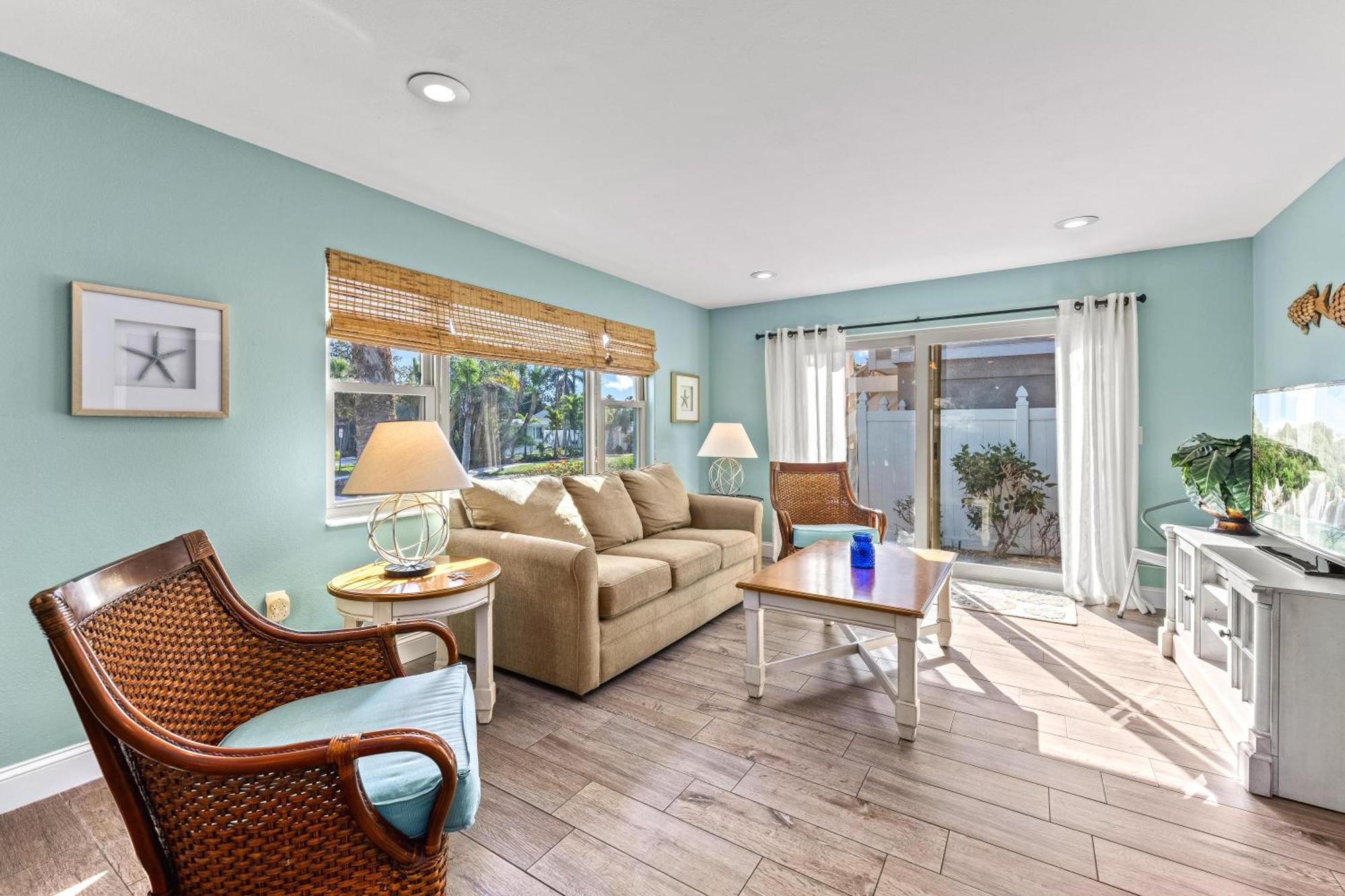 Dollar - 632a Holiday home *