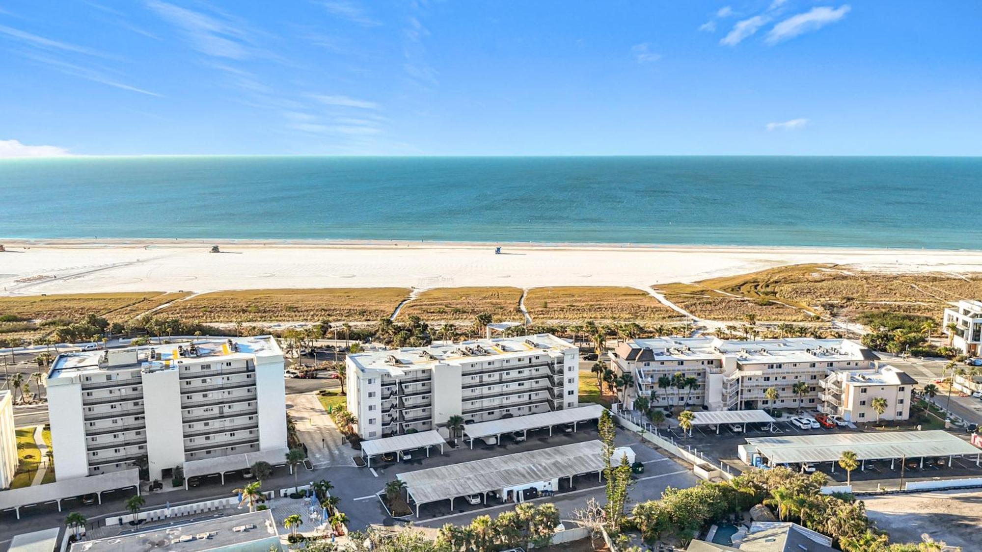 Crescent Royale 515 Siesta Key