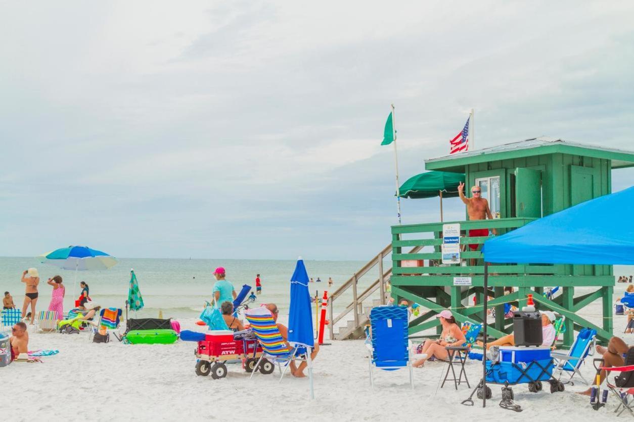 Crescent Royale 300 Siesta Key