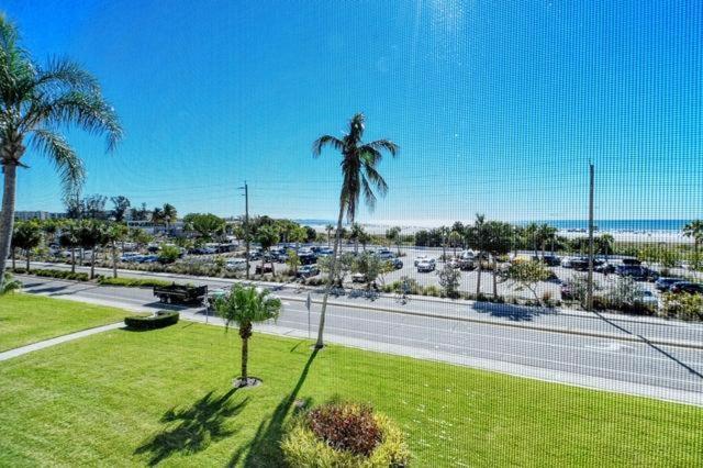 Crescent Royale 3c Siesta Key