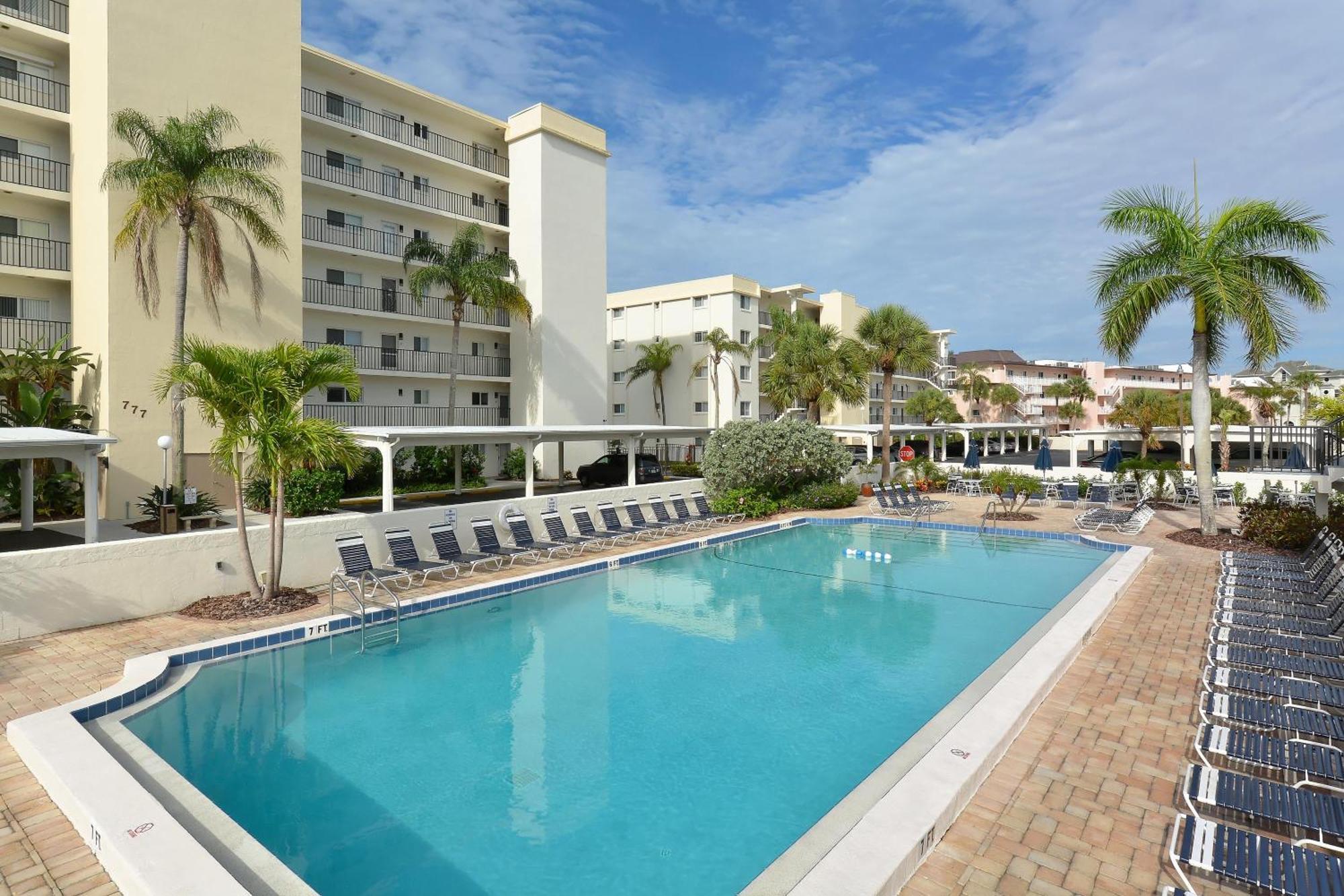 Crescent Royale 304 * Siesta Key