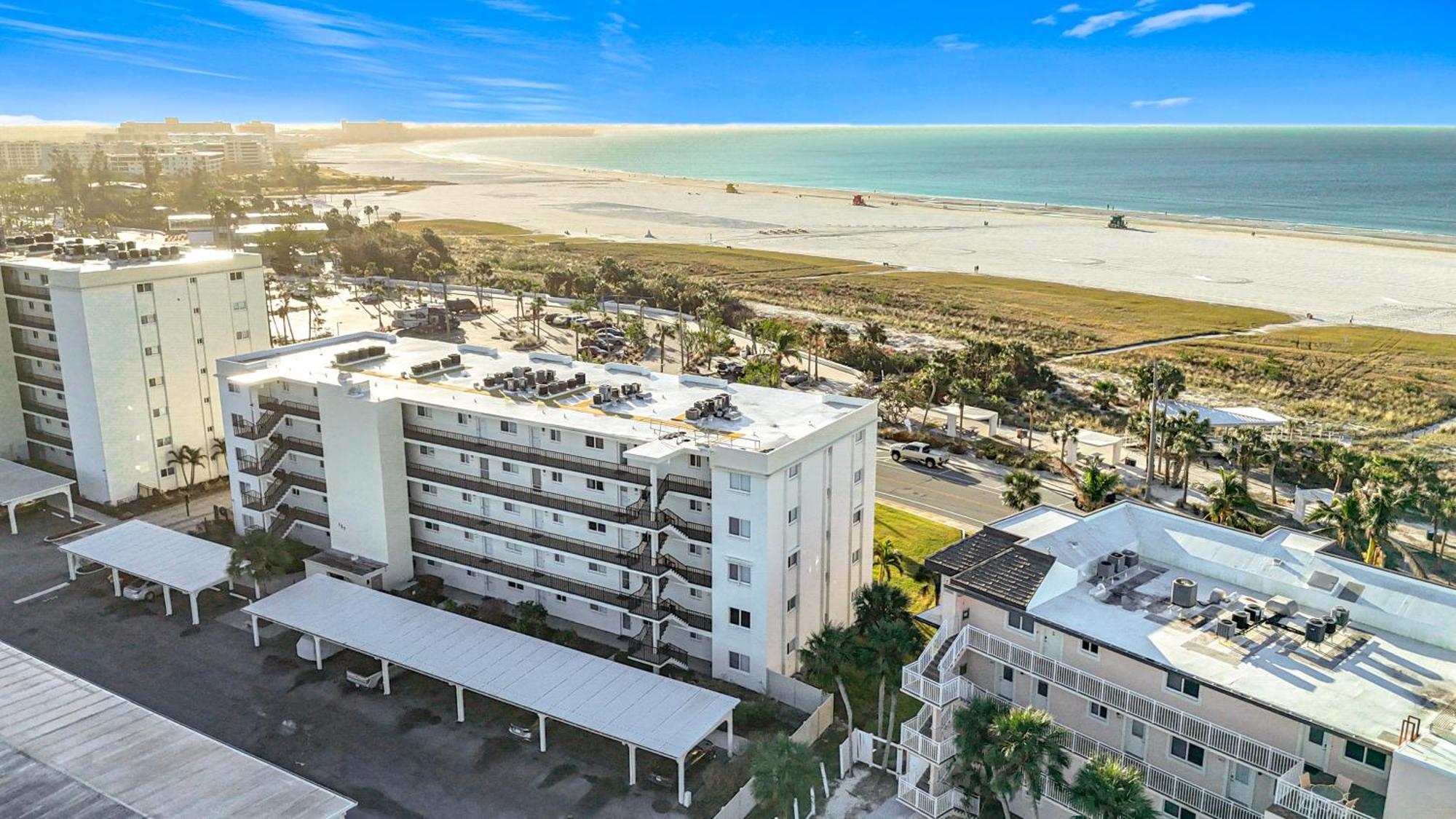 Crescent Royale 304 Holiday home *
