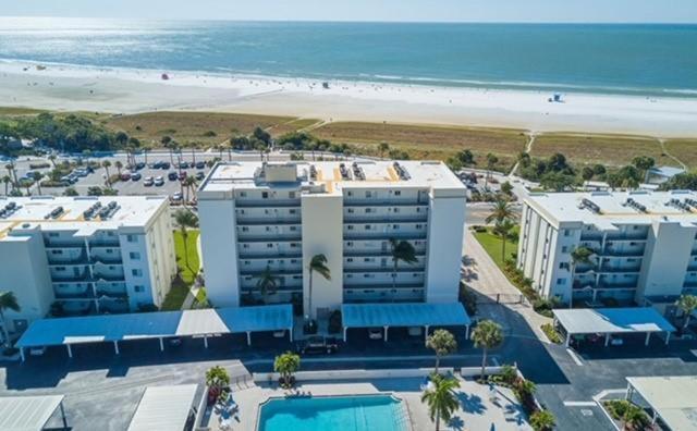 Holiday home Crescent Royale 505