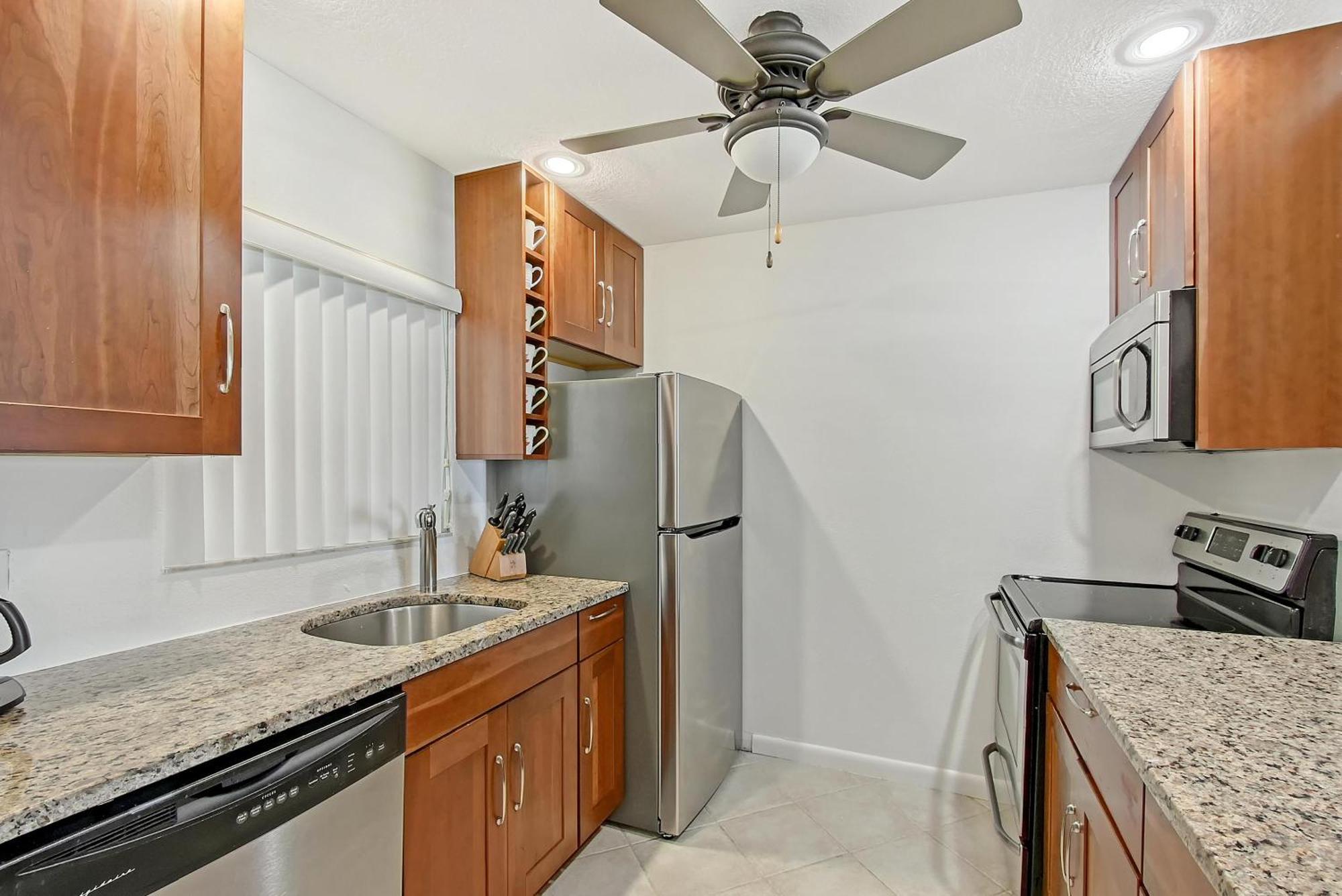 Crescent Royale 505 * Siesta Key