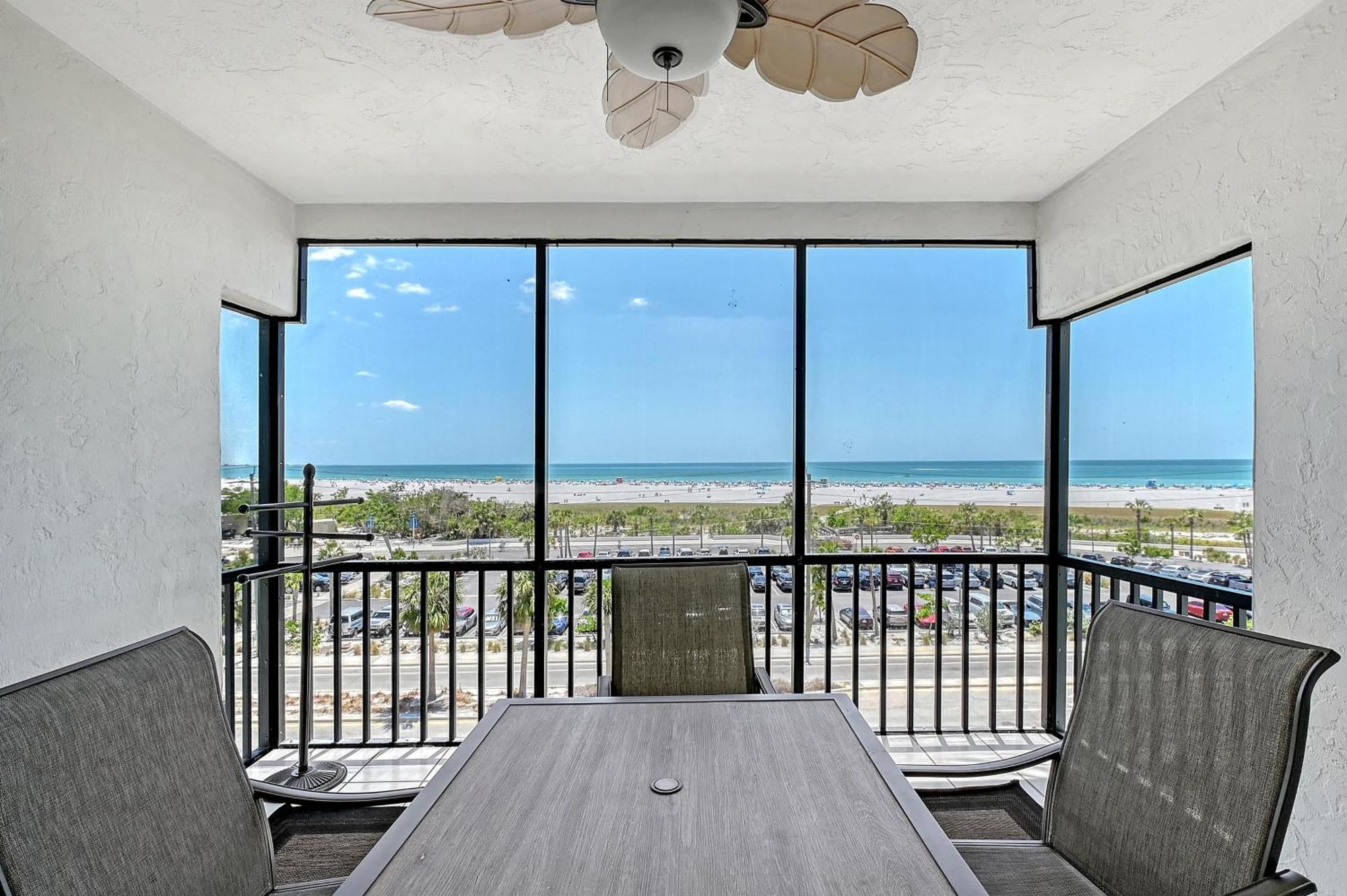Crescent Royale 505 * Siesta Key