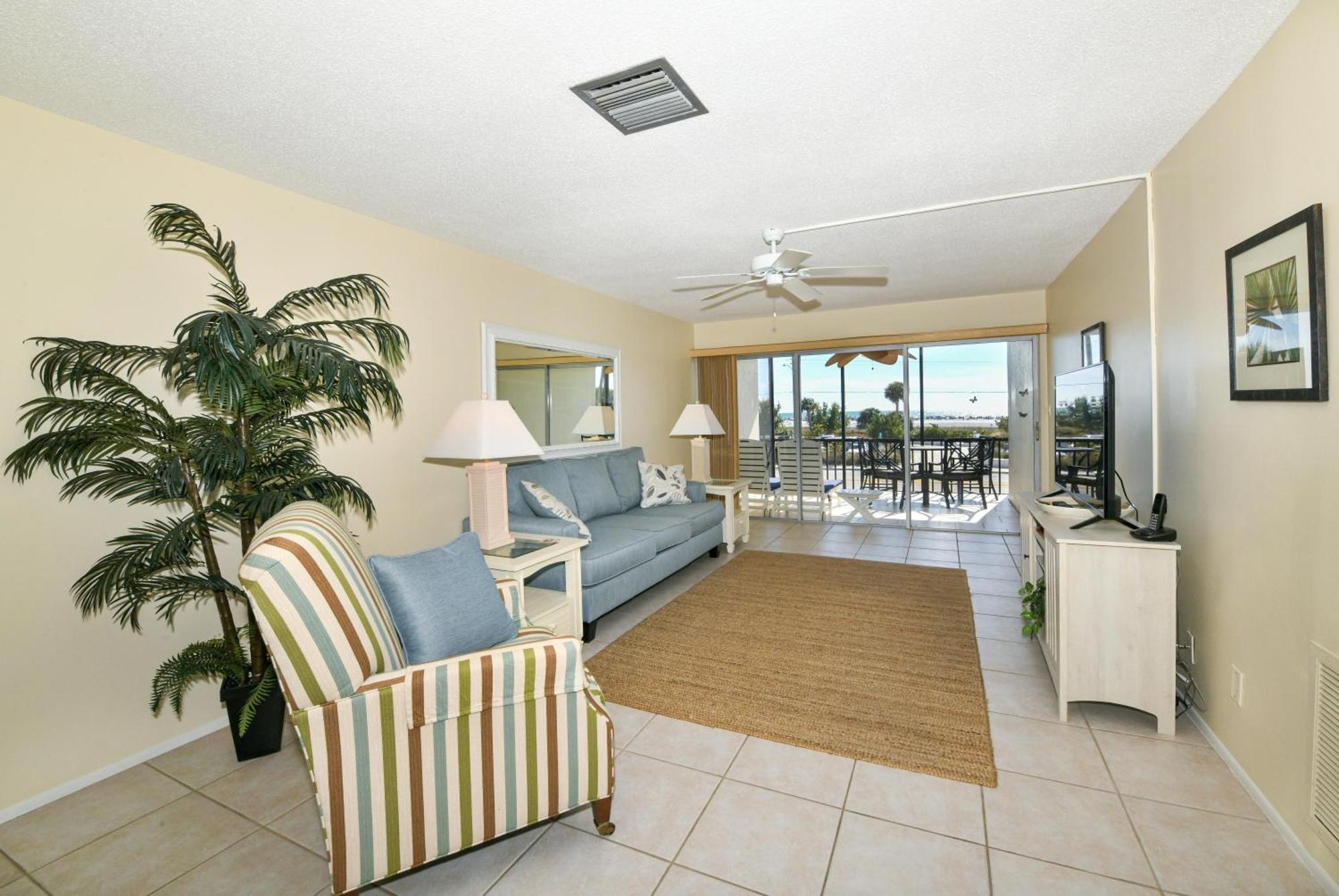 Crescent Royale 208 * Siesta Key