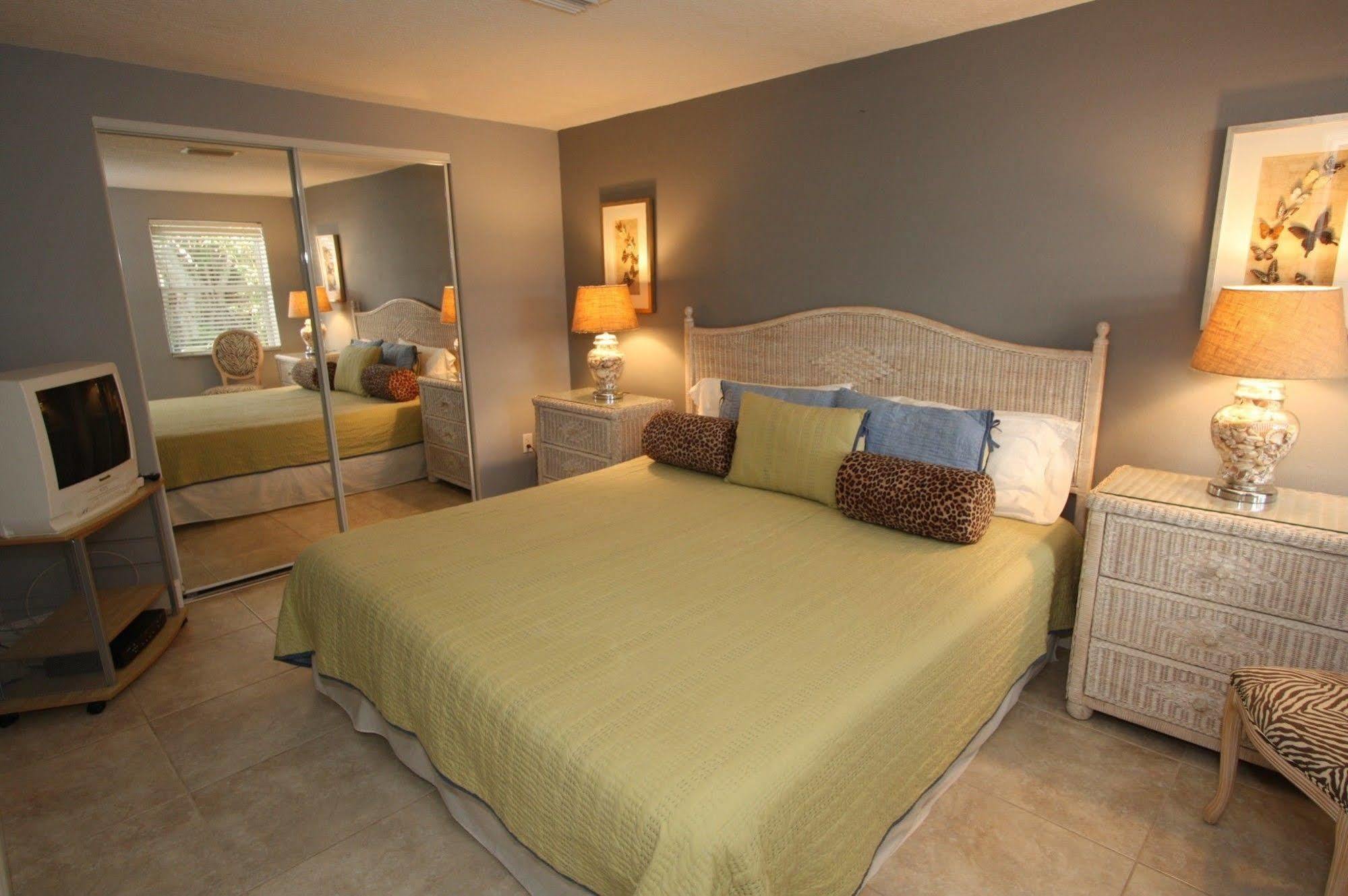 Siesta Gardens By Rva 3*