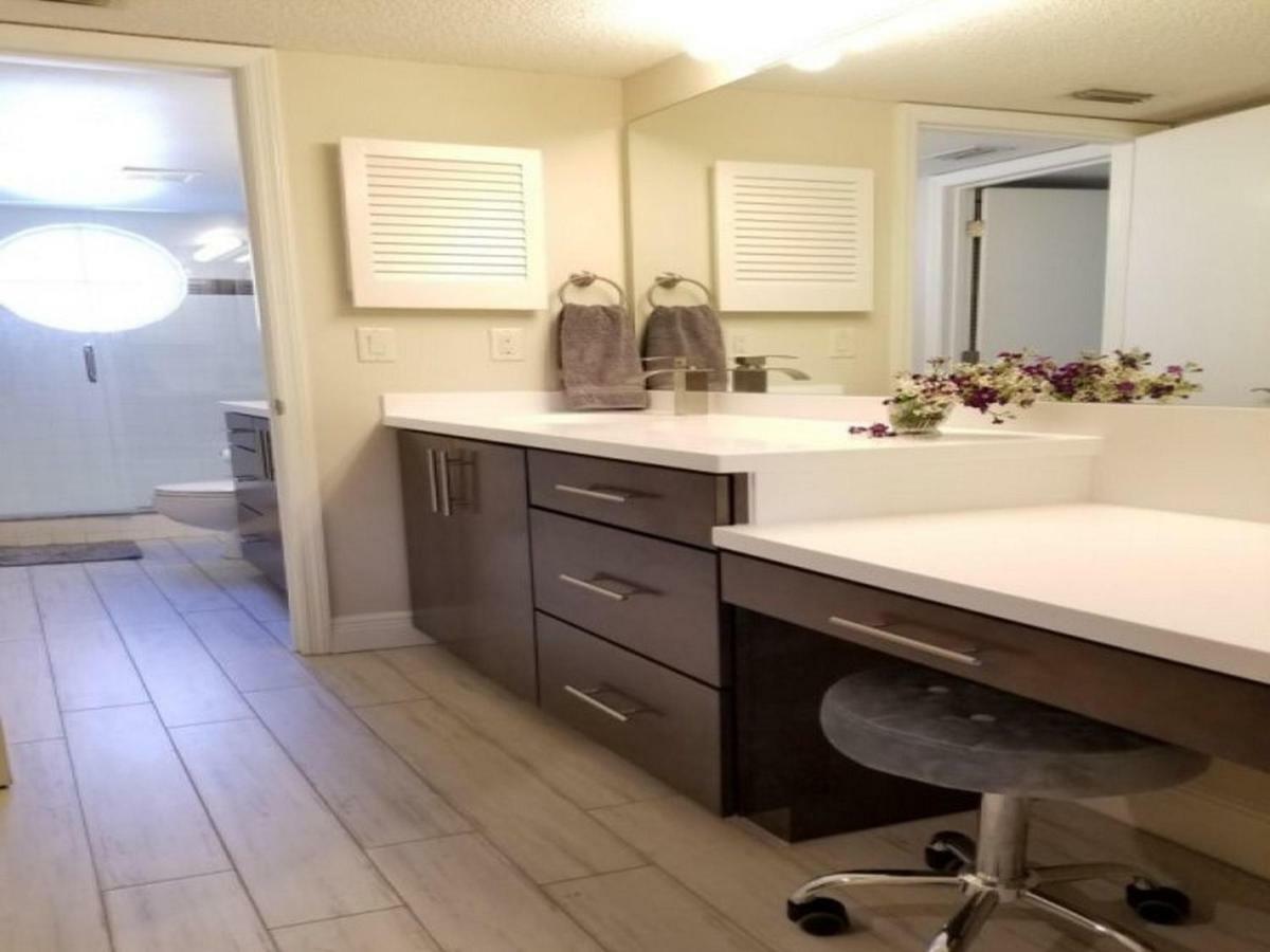 Apartment Bayside Pointe