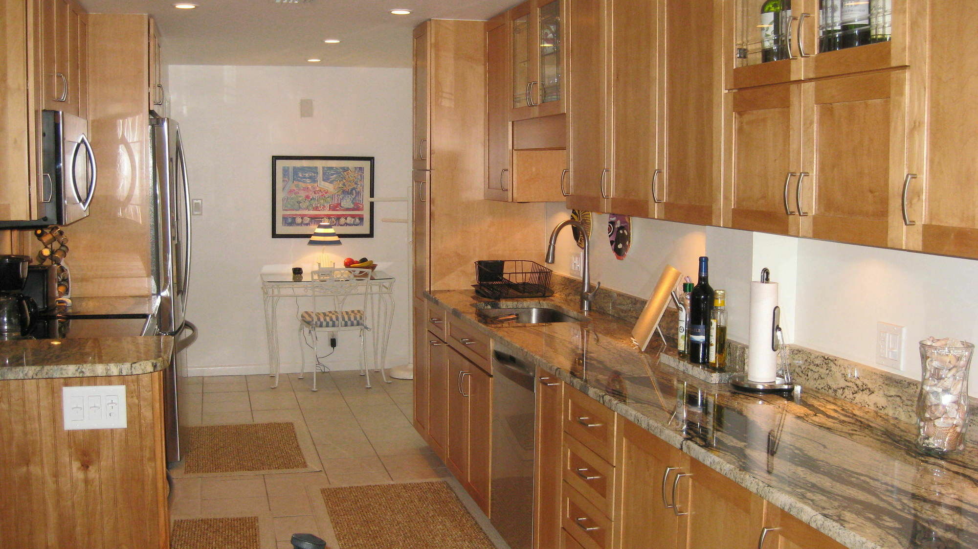 Apartment Island House