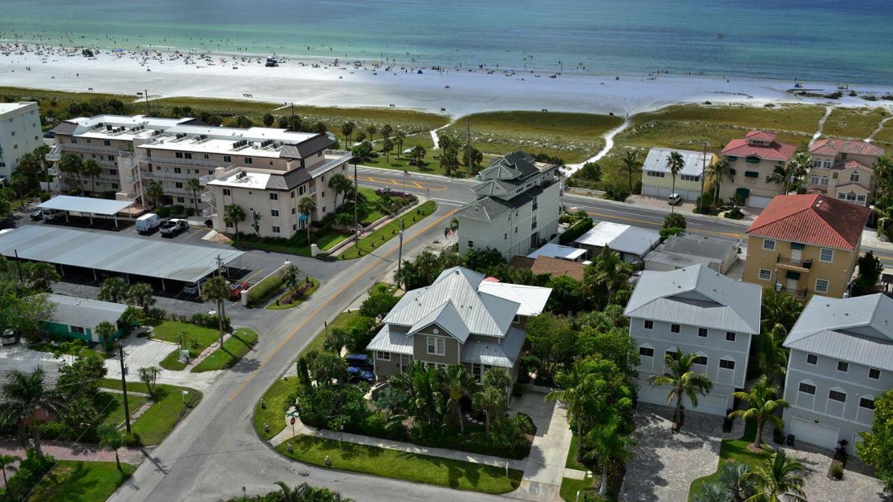 Royal Palm Apartment *