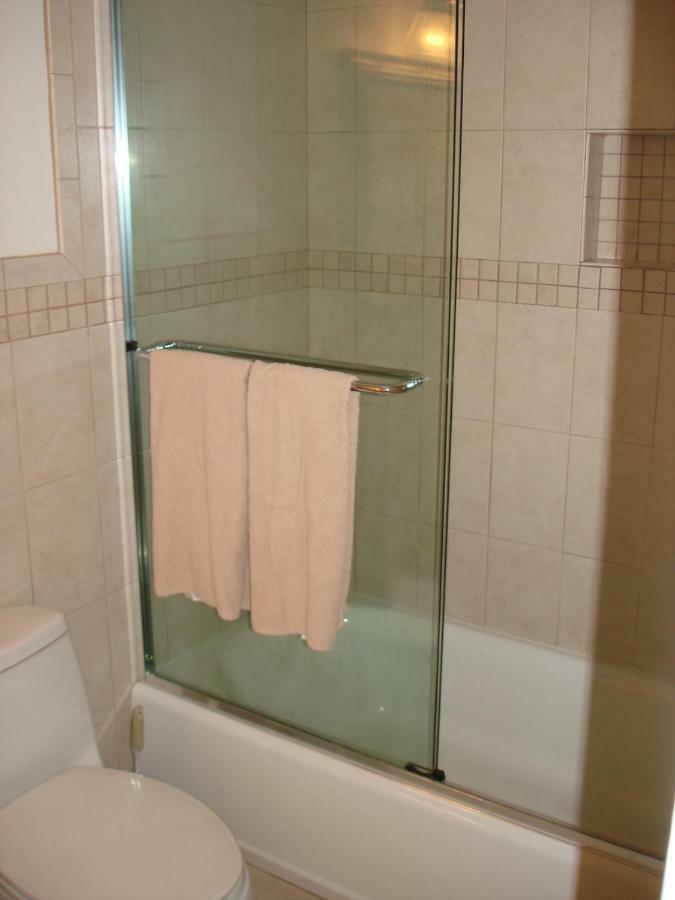 Apartment Midnight Cove #532, Bayside In Siesta Key, Fl