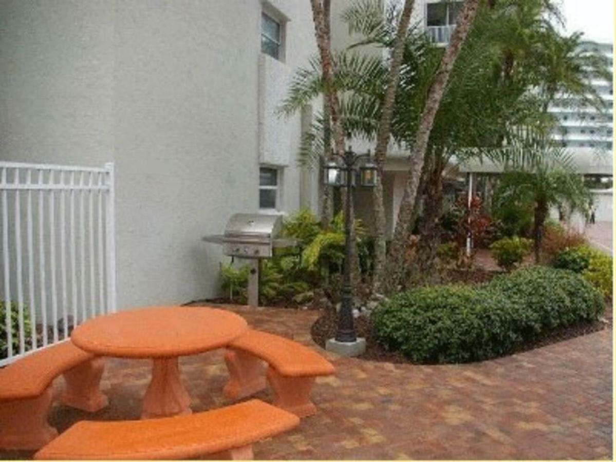 Apartment Beachfront Penthouse - Expansive Gulf View From Every Room! Wifi, Screened Lanai