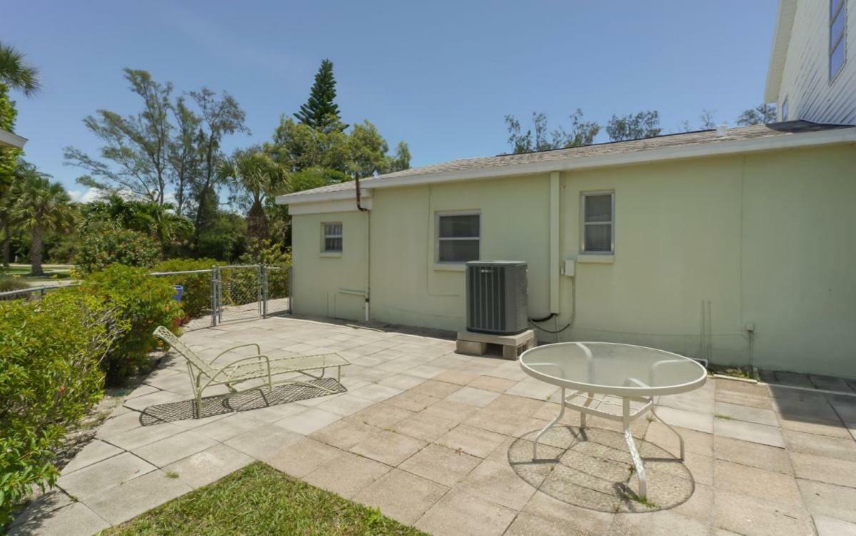 Walk To The Or Village In Minutes! Holiday home