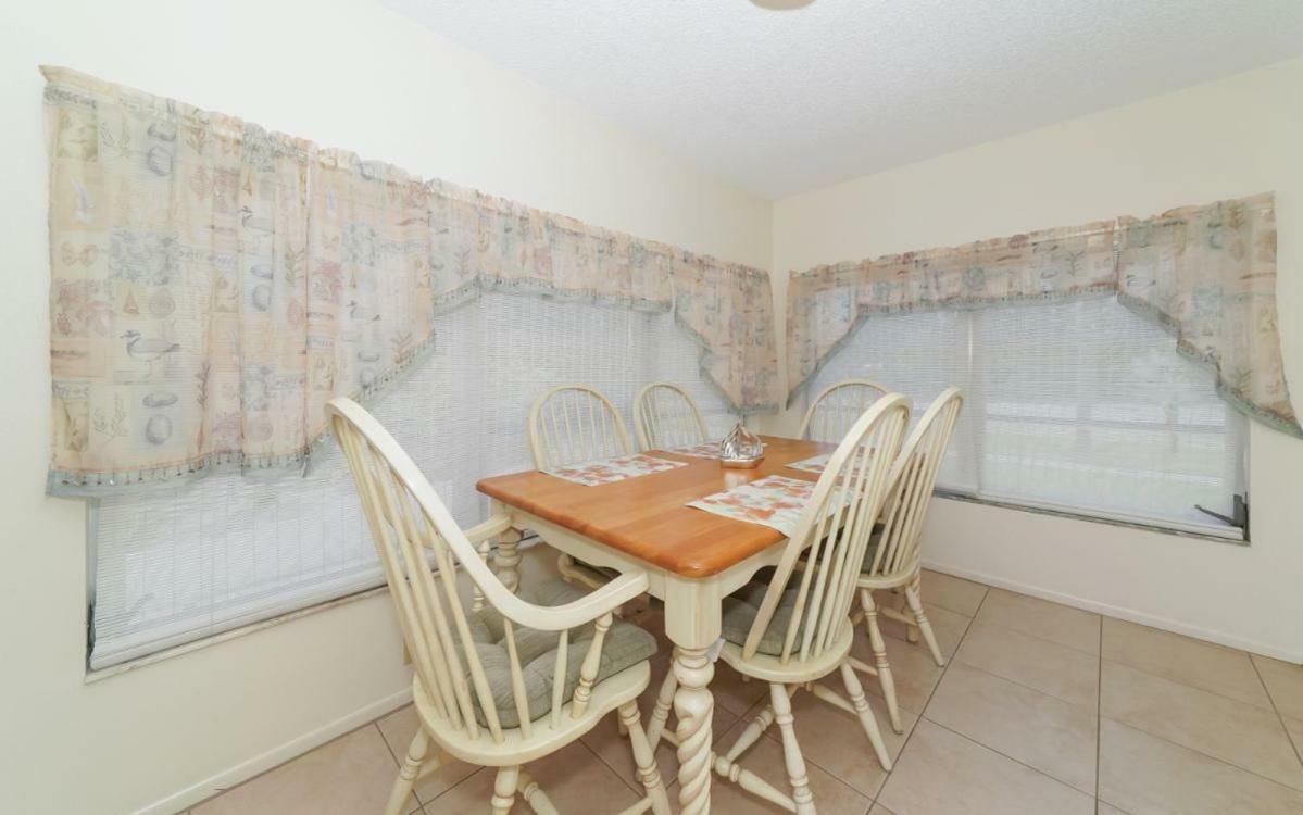 Walk To The Or Village In Minutes! Holiday home *