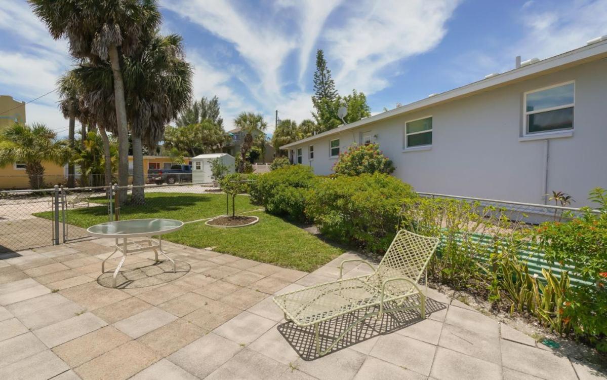 Walk To The Or Village In Minutes! Siesta Key