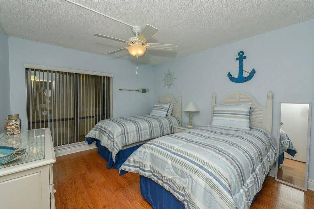 Apartment - 2 Bedroom - 3 Beds - 3 Bathroom Duplex With Heated Swimming Pool *