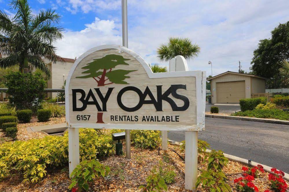 - 2 Bedroom - 3 Beds - 3 Bathroom Duplex With Heated Swimming Pool Apartment