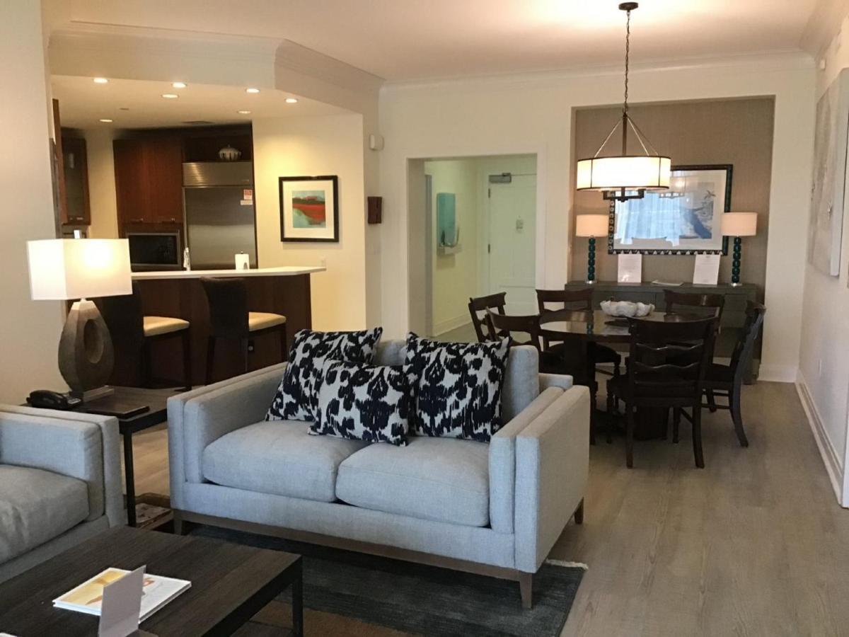 Residences On Siesta, Aka The Hyatt Apartment