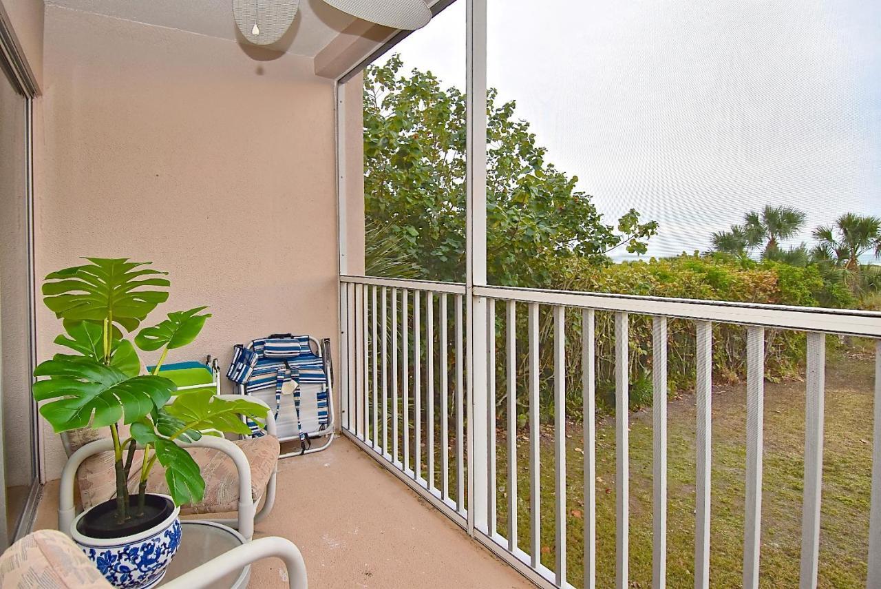 Direct Beachfront Delight