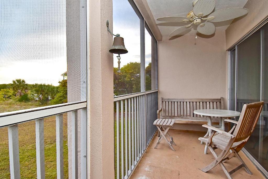 Direct Beachfront Delight Siesta Key