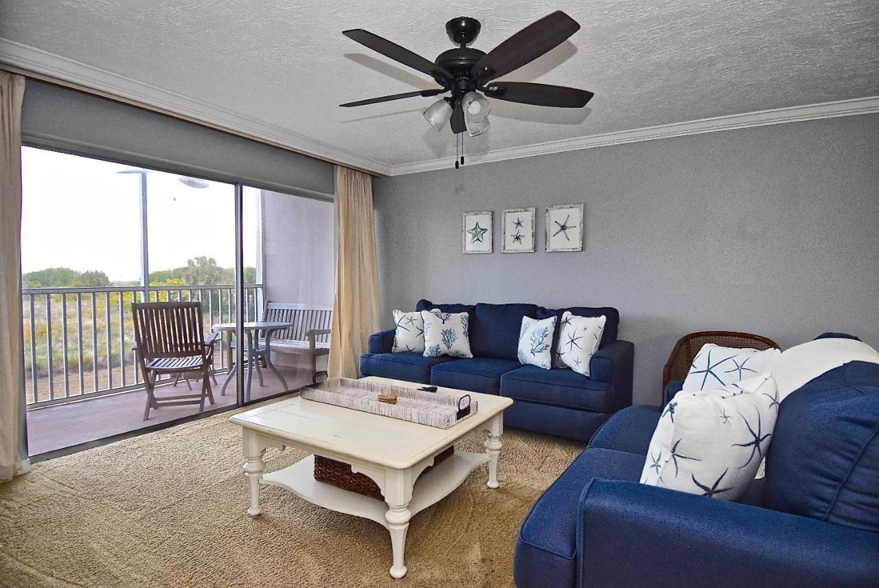 Direct Beachfront Delight Apartment *