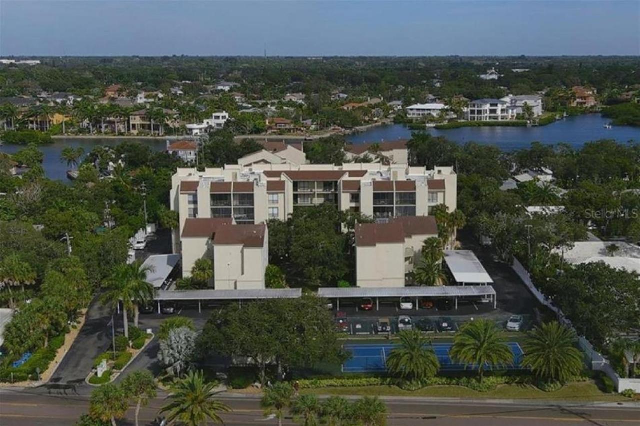 Escape Ground Floor Steps To Heated Pool And Free Trolley * Siesta Key