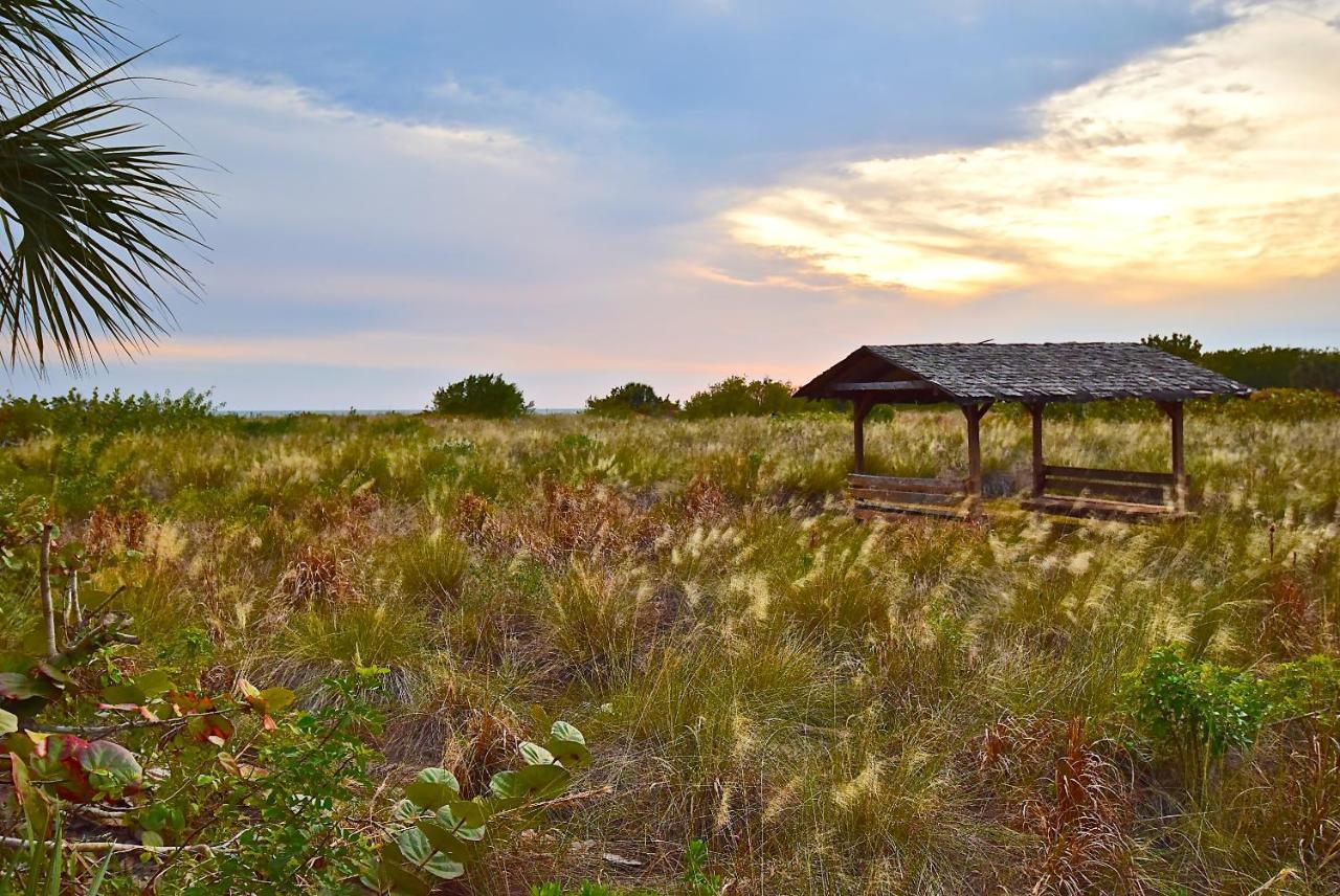 Direct Beachfront Delight Siesta Key