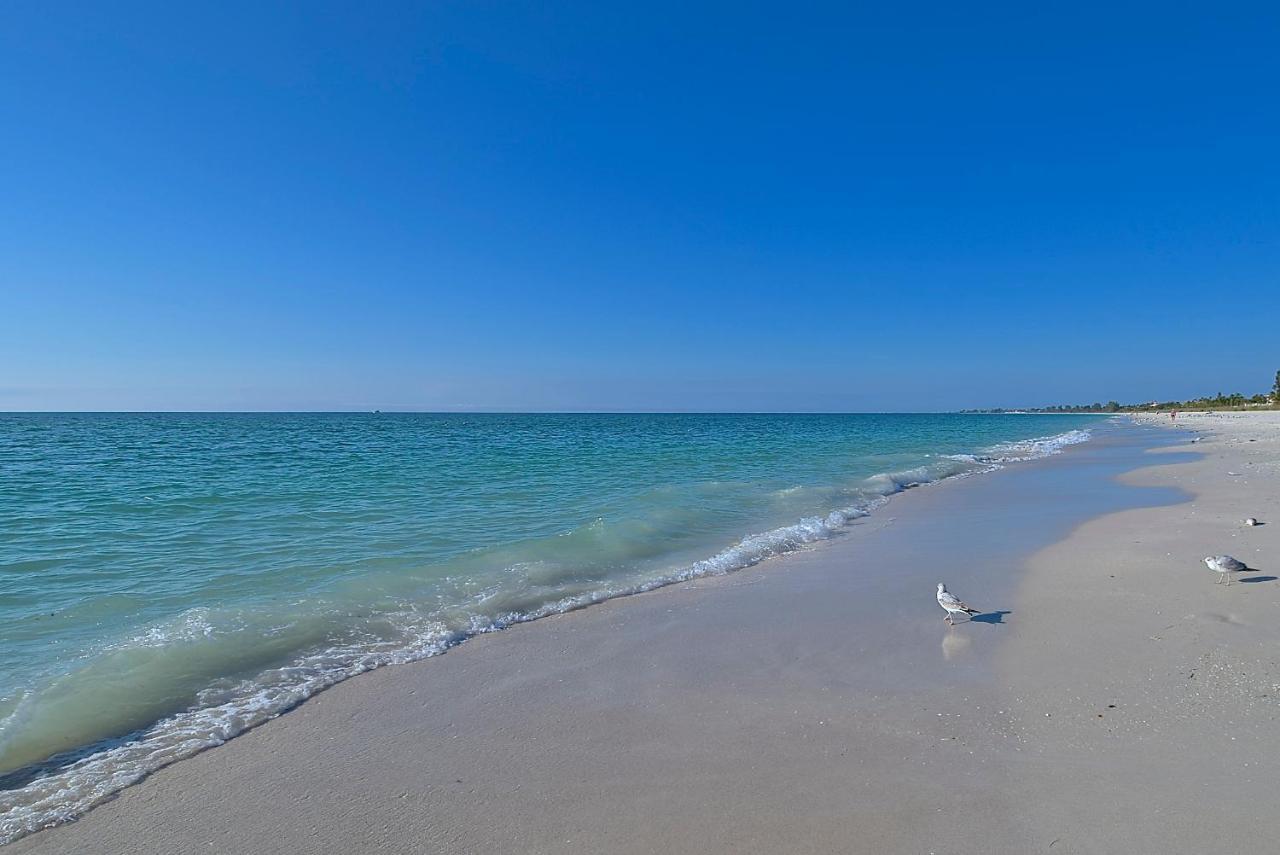 Direct Beachfront Delight * Siesta Key
