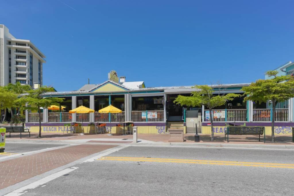 Siesta Cool: Only Minutes Walk To Siesta Beach! Siesta Key