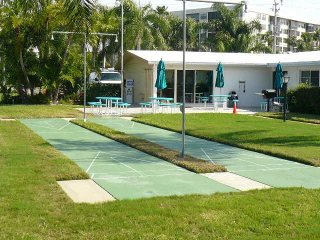 Apartment Jamaica Royale 91 *