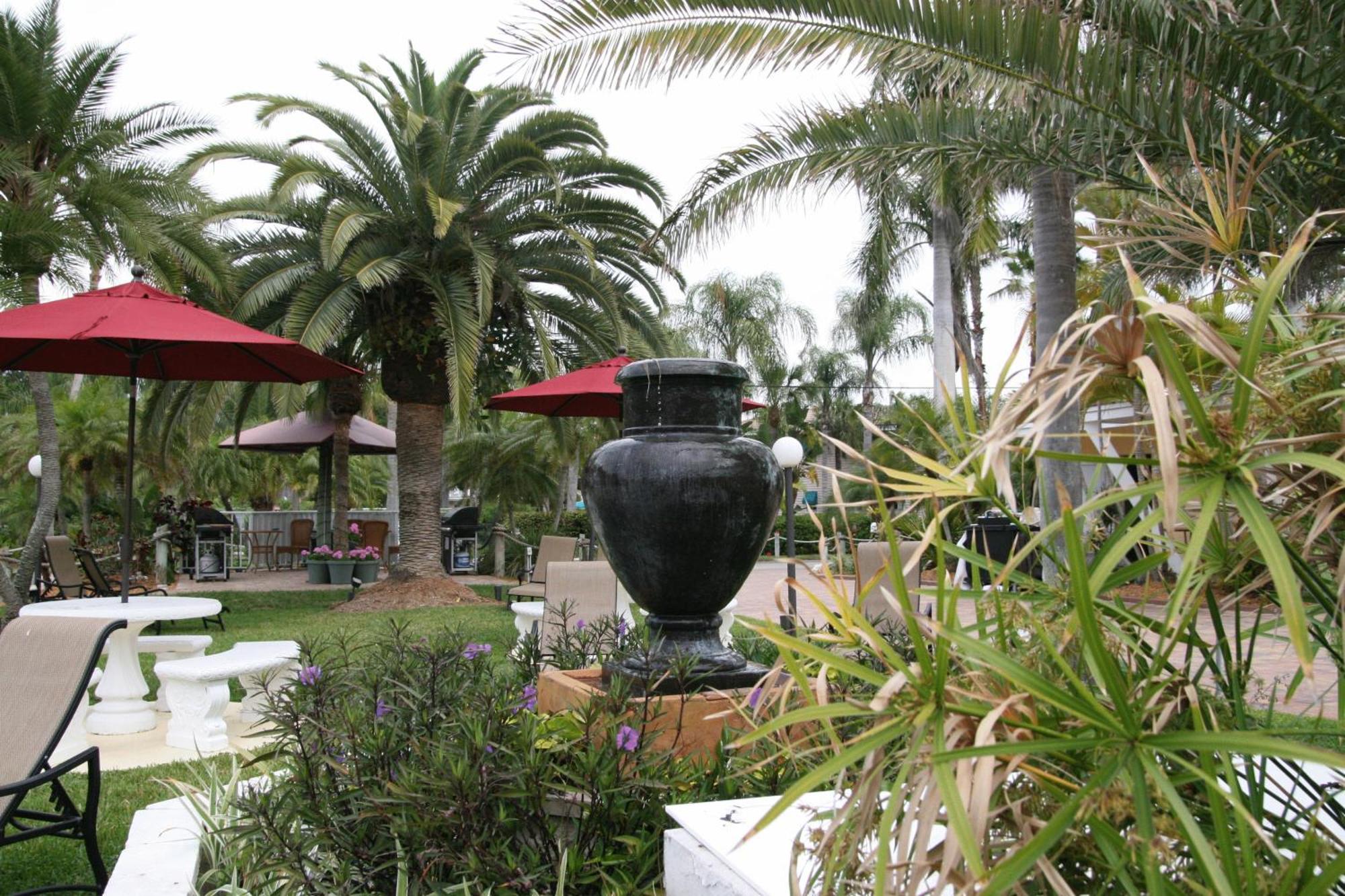 Resort Tropical - Sarasota
