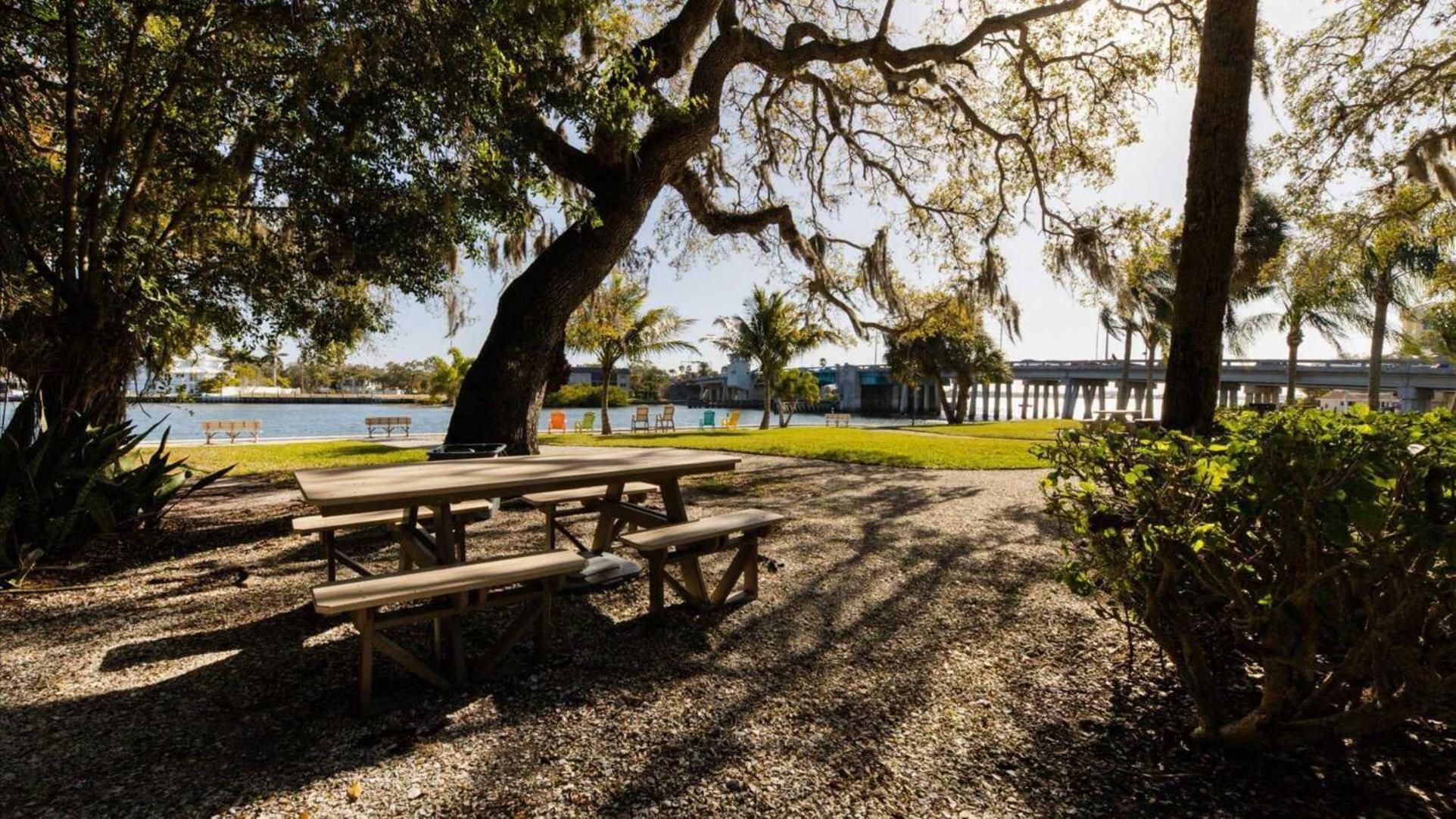 Villa At Sarasota County 1005: Gulf Views Amenities Siesta Key