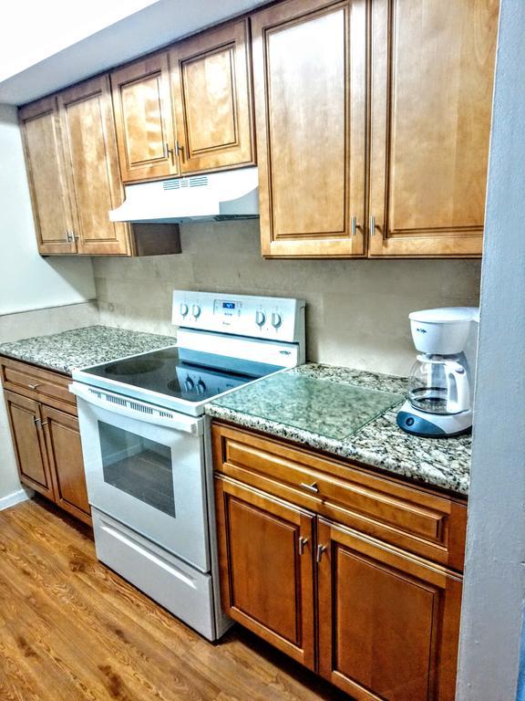 Tropical Dreams - Sarasota 2 Bedroom Condos Near Siesta Key *