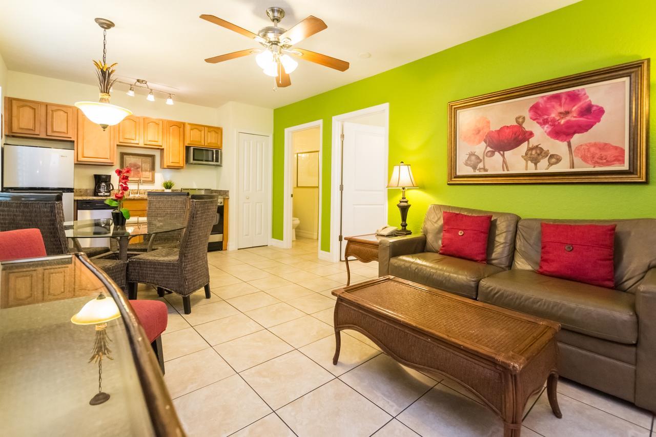 Resort Tropical - Sarasota