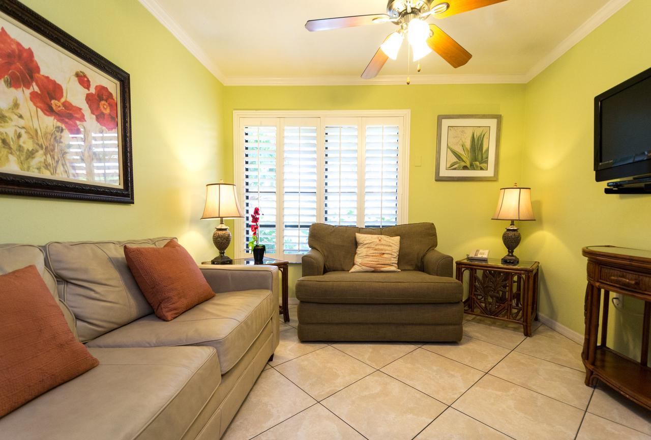 Resort Tropical - Sarasota
